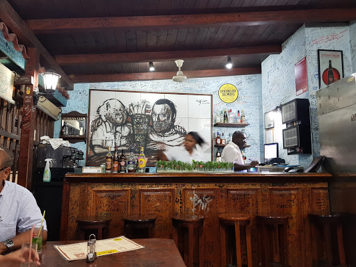 Alternative bars in Havana