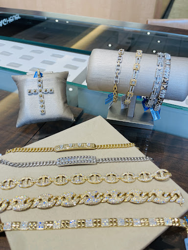 Jewelry Store «Jared The Galleria of Jewelry», reviews and photos, 2206 W Brandon Blvd, Brandon, FL 33511, USA