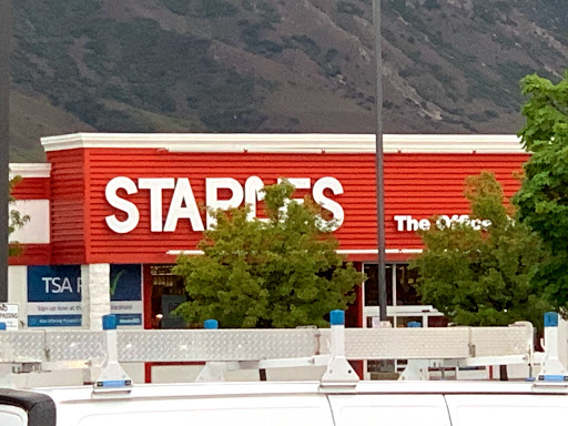 Office Supply Store «Staples», reviews and photos, 971 S University Ave, Provo, UT 84601, USA