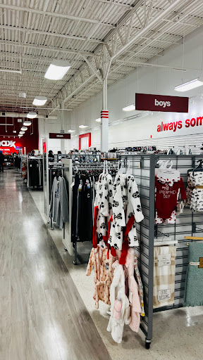 Department Store «T.J. Maxx», reviews and photos, 101 Swedesford Rd, Exton, PA 19341, USA