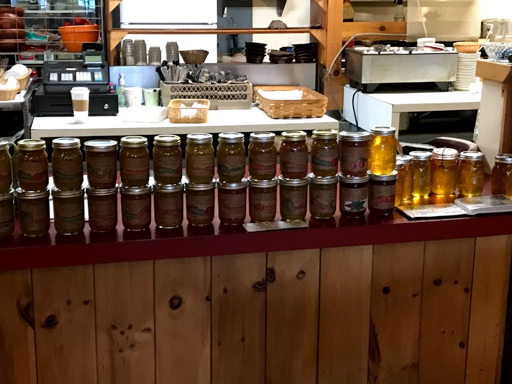 Sweet Basil Cafe & Catering 05849