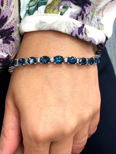 Jeweler «Riches Jewelers», reviews and photos, 1402 Hopmeadow St, Simsbury, CT 06070, USA