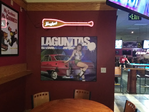 Sports Bar «Brass Rail Sports Bar, Restaurant & Pool Hall», reviews and photos, 4940 NE 81st St, Kansas City, MO 64119, USA