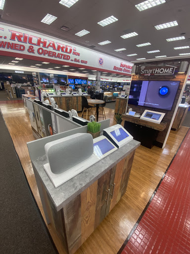 Appliance Store «P.C. Richard & Son», reviews and photos, 1574 Boston Post Rd, Milford, CT 06460, USA