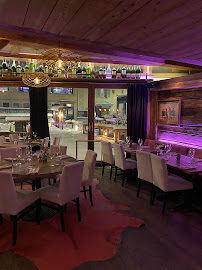 Atmosphère du Restaurant Le Carrousel à Chamonix-Mont-Blanc - n°16
