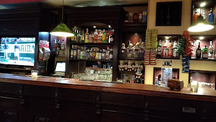 The Thirsty Monk Pub - Carrer d,Arcadi Balaguer, 36, 08860 Castelldefels, Barcelona, Spain