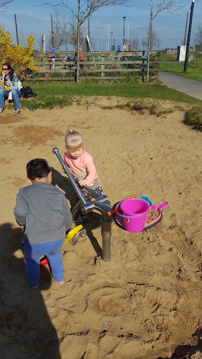 Photos of Merlin Woods Community Garden