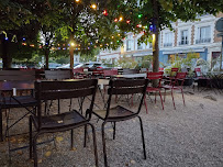 Atmosphère du Restaurant français La Tête Noire à Marnes-la-Coquette - n°10
