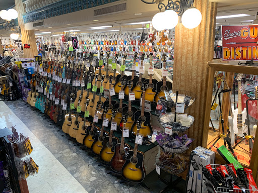 Musical Instrument Store «Sam Ash Music Stores», reviews and photos, 923 N McMullen Booth Rd, Clearwater, FL 33759, USA