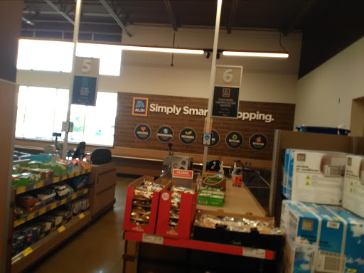 Supermarket «ALDI», reviews and photos, 239 Clairton Blvd, West Mifflin, PA 15236, USA