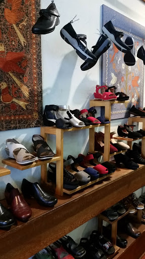 Shoe Store «Walk Shop», reviews and photos, 2120 Vine St, Berkeley, CA 94709, USA