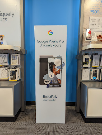 Cell Phone Store «AT&T Authorized Retailer», reviews and photos, 1236 Miller Park Way, Milwaukee, WI 53214, USA