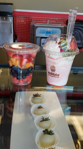 Gift Shop «Edible Arrangements - The Shoppes at Buford», reviews and photos, 3200 Woodward Crossing Blvd b104, Buford, GA 30519, USA