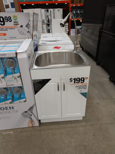 Shopping Mall «Crossroads Shopping Center», reviews and photos, 229 Hartford Ave, Bellingham, MA 02019, USA