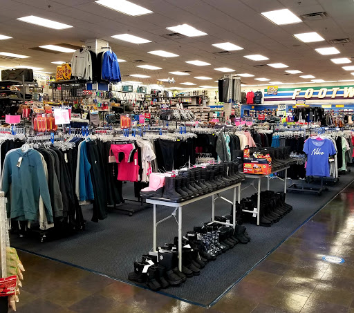 Sporting Goods Store «Big 5 Sporting Goods - Henderson», reviews and photos, 9540 S Eastern Ave, Las Vegas, NV 89123, USA