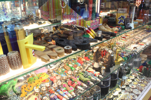 Tobacco Shop «Samaya Smoke shop», reviews and photos, 1419 Washington Ave, Miami Beach, FL 33139, USA