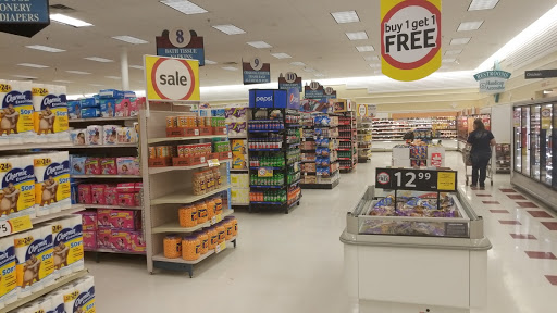 Grocery Store «Winn-Dixie», reviews and photos, 1441 Foxrun Parkway, Opelika, AL 36801, USA