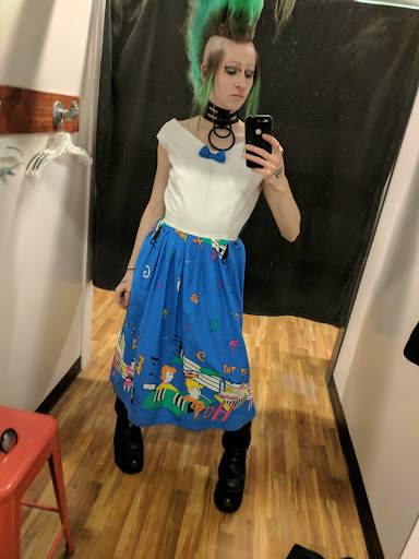 Used Clothing Store «Buffalo Exchange Chicago», reviews and photos, 1478 N Milwaukee Ave, Chicago, IL 60622, USA