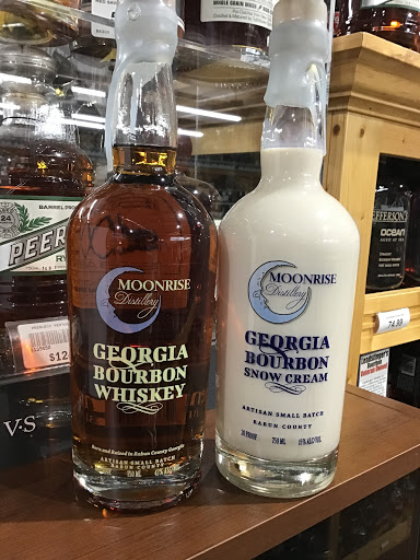 Liquor Store «The Barn Bottle Shop», reviews and photos, 25 Village Pkwy, Pendergrass, GA 30567, USA