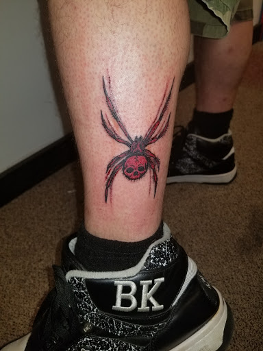 Tattoo Shop «Patriotic Pain Tattoo & Body Piercing», reviews and photos, 5658 William Penn Hwy, Murrysville, PA 15668, USA