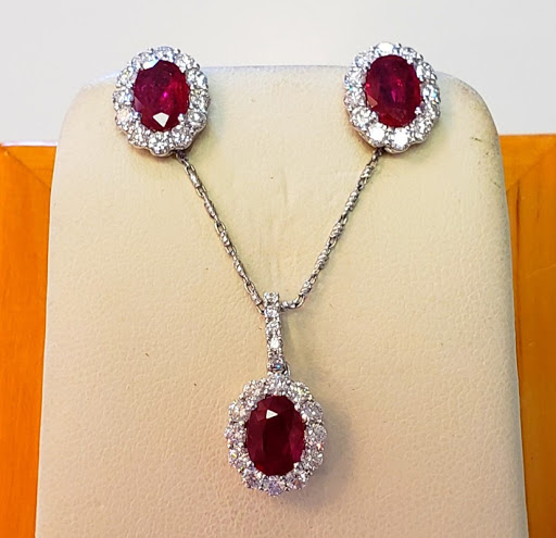 Jeweler «Kimberlys Diamond Corner», reviews and photos, 1 N Liberty St, Powell, OH 43065, USA