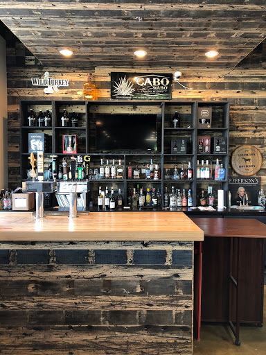 Liquor Store «BERRY FARMS WINE & SPIRITS», reviews and photos, 4000 Hughes Crossing #160, Franklin, TN 37064, USA
