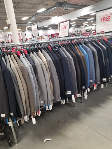 Clothing Store «K&G Fashion Superstore», reviews and photos, 2535 95th St, Evergreen Park, IL 60805, USA