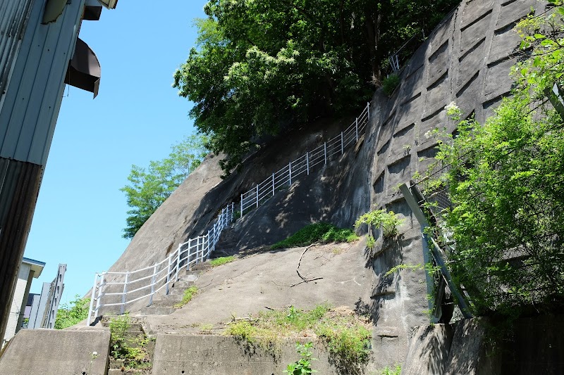 黒土稲荷神社