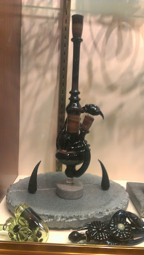 Tobacco Shop «Mellow Mood Pipe & Tobacco», reviews and photos, 4119 SE Hawthorne Blvd, Portland, OR 97214, USA