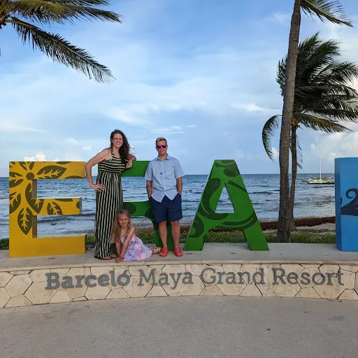 Travel Agency «My Favorite Travel Agent», reviews and photos, 2896 Roanoke St NW, Massillon, OH 44646, USA