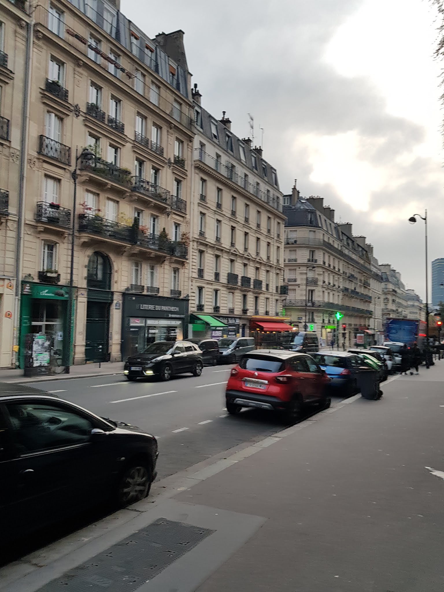 Photo n° 16 de l'avis de Daniel.o fait le 24/10/2019 à 20:45