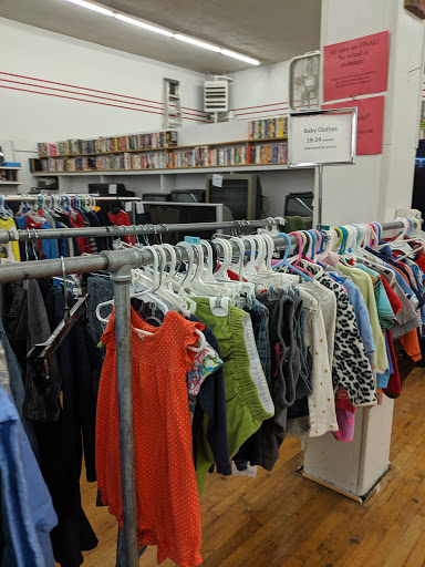 Thrift Store «Salvation Army Thrift Store», reviews and photos, 205 N Court St, Florence, AL 35630, USA