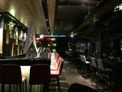SASS Restaurant / Bar