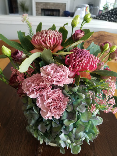 Florist «Enchanted Florist of Ypsilanti MI», reviews and photos, 46 E Cross St, Ypsilanti, MI 48198, USA