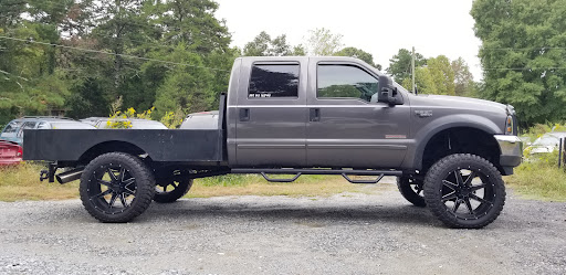 Salvage Yard «North Georgia Jeep Parts», reviews and photos, 752 Martins Ford Rd, Dahlonega, GA 30533, USA