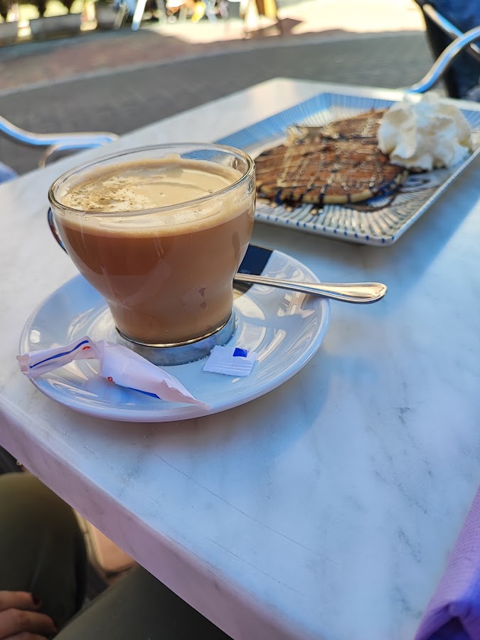 El Bibosi Cafetería