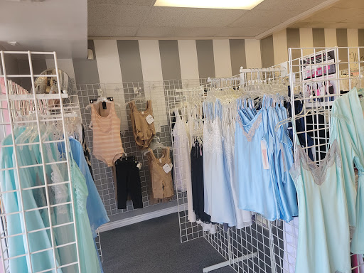 Lingerie Store «Lace by Louise», reviews and photos, 344 500 W #2, Bountiful, UT 84010, USA