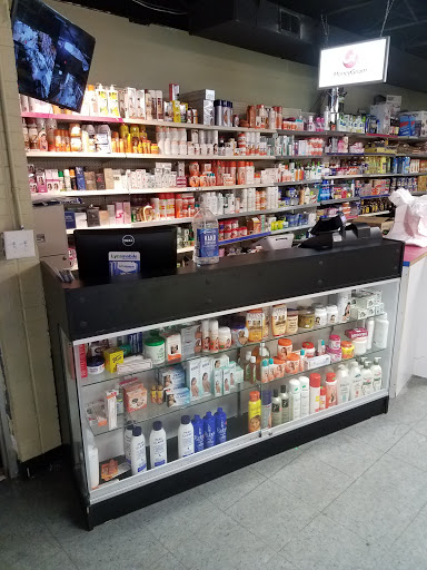 Shopping Mall «Breton Village Shopping Center», reviews and photos, 1814 Breton Rd SE, Grand Rapids, MI 49506, USA