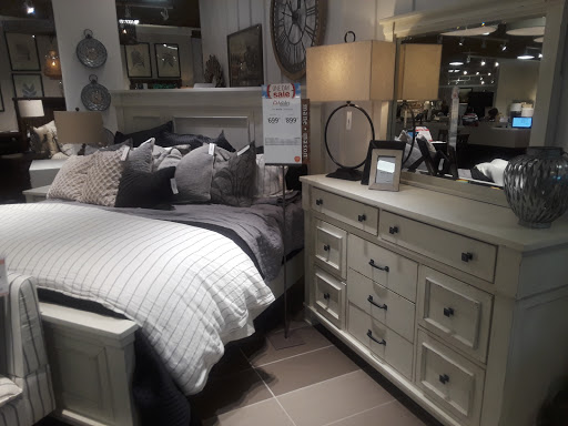 Furniture Store «Ashley HomeStore», reviews and photos, 5458 New Hope Commons Dr, Durham, NC 27707, USA