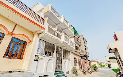 Super OYO Hotel Pallavi Residency image