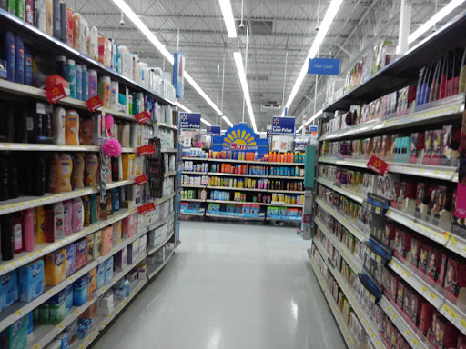 Department Store «Walmart Supercenter», reviews and photos, 235 E Dorset Dr, Dixon, CA 95620, USA