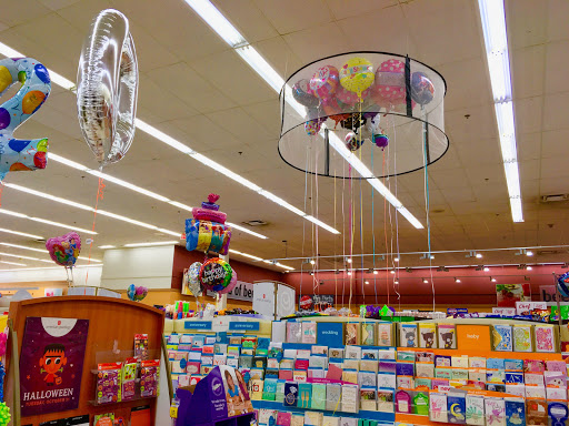 Grocery Store «Jewel-Osco», reviews and photos, 150 W Main St, Barrington, IL 60010, USA