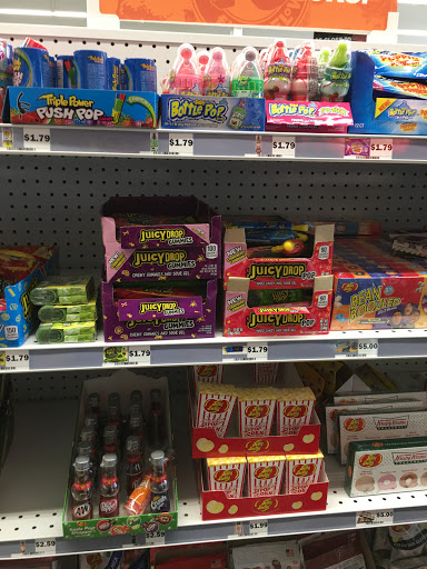 Variety Store «Five Below», reviews and photos, 1554 Butterfield Rd, Downers Grove, IL 60515, USA