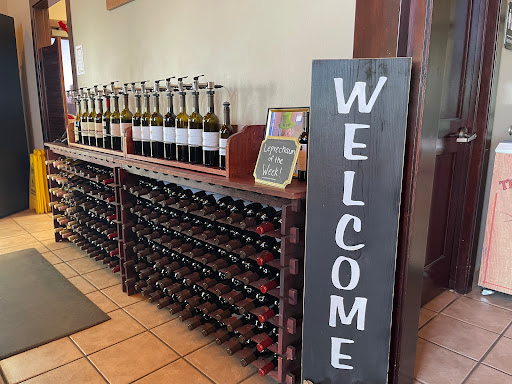 Winery «Van Ruiten Family Winery», reviews and photos, 340 W Hwy 12, Lodi, CA 95242, USA