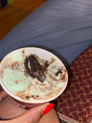 Ice Cream Shop «Cold Stone Creamery», reviews and photos, 12418 Olive Blvd, Creve Coeur, MO 63141, USA