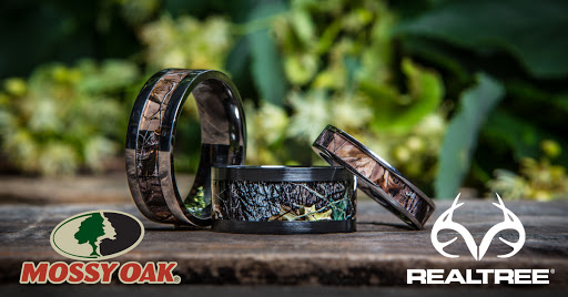 Jewelry Store «Titanium Buzz - Jewelry Store», reviews and photos, 111 N Bridge St, Linden, MI 48451, USA