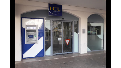 Photo du Banque LCL Banque et assurance à Garches