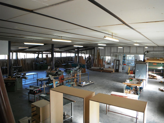 Opinii despre Kiritsis Windoor în Μήλος - Ξυλουργός