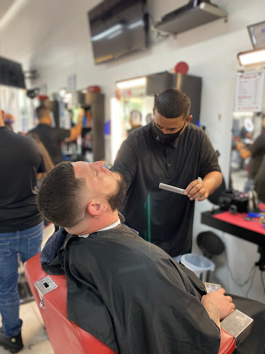 Barber Shop «Famous Barbershop 2», reviews and photos, 36184 US-27, Haines City, FL 33844, USA