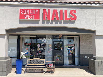 Sun City West Nails 13940 W Meeker Blvd #111, Sun City West, AZ 85375, Estados Unidos